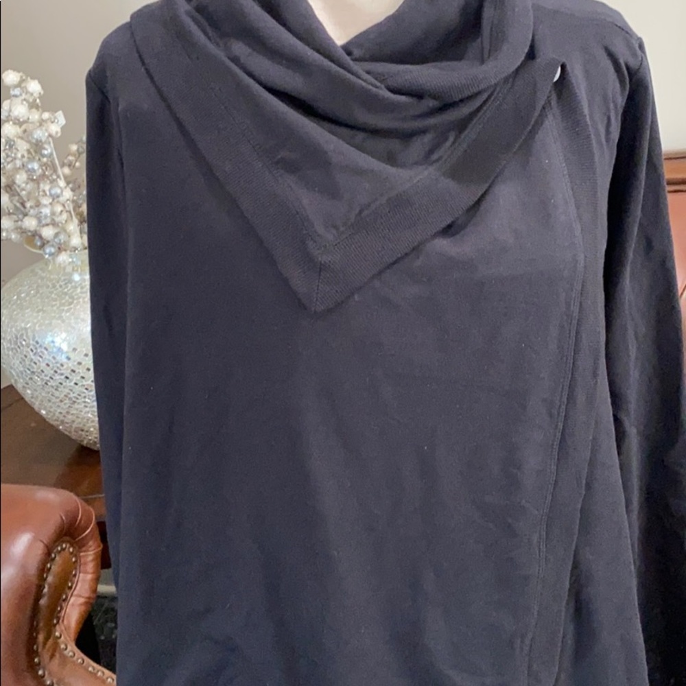 Ideology
Snap-Front Wrap - Picture 5 of 5
